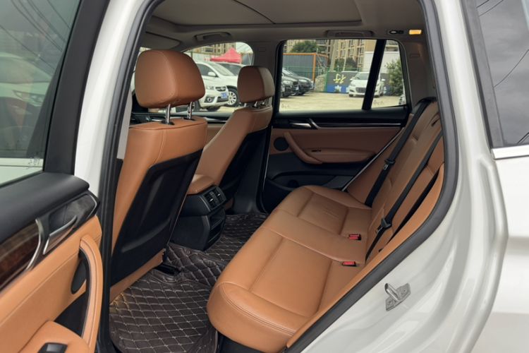 Used BMW X3 2014 xDrive20i X Design Package Interior 2