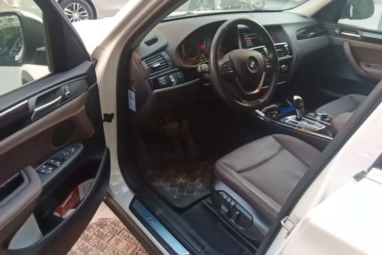 Used BMW X3 2014 xDrive20i X Design Package Interior 3
