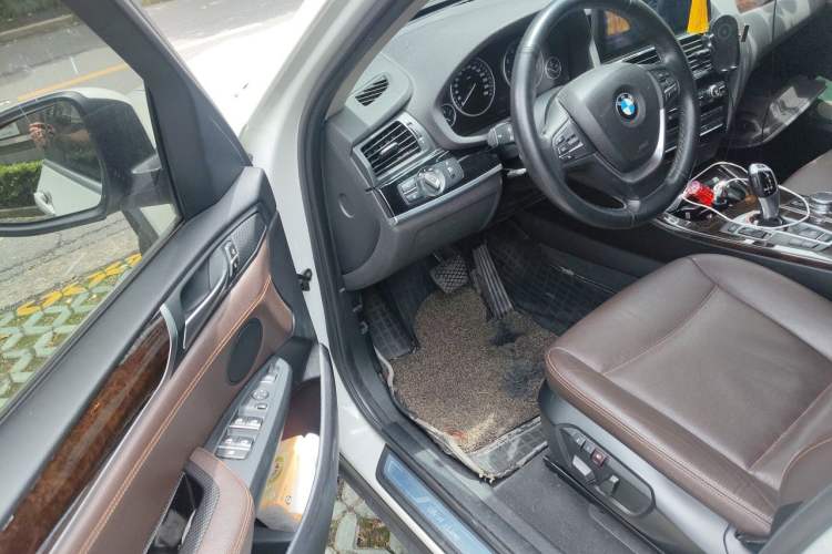 Used BMW X3 2014 xDrive20i X Design Package Interior 3