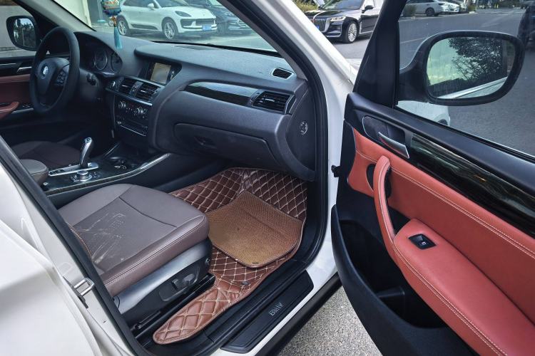 Used BMW X3 2014 xDrive20i X Design Package Interior 4
