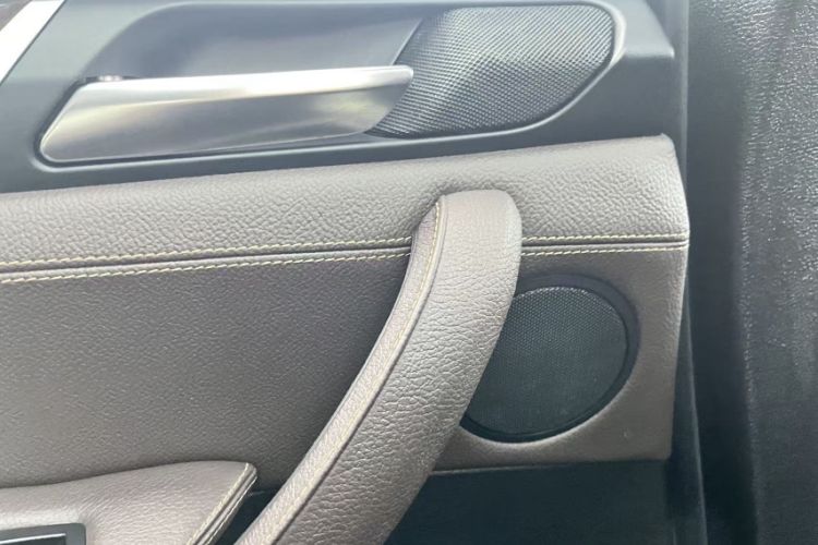 Used BMW X3 2014 xDrive20i X Design Package Interior 4