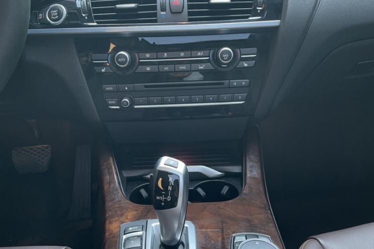 Used BMW X3 2014 xDrive20i X Design Package Interior 6