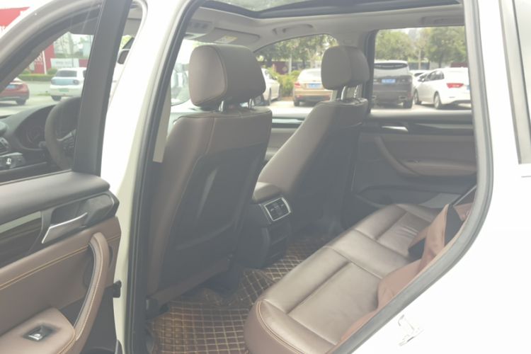 Used BMW X3 2014 xDrive20i X Design Package Interior 8