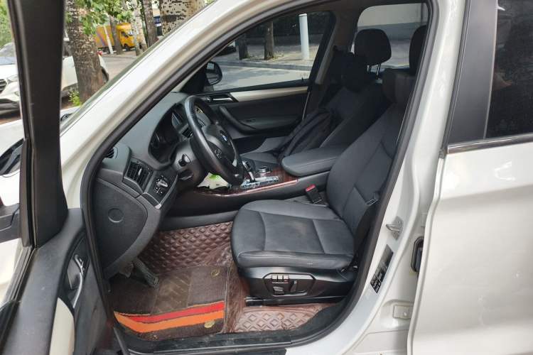 Used BMW X3 2014 xDrive20i Leading Model Left Front Seat