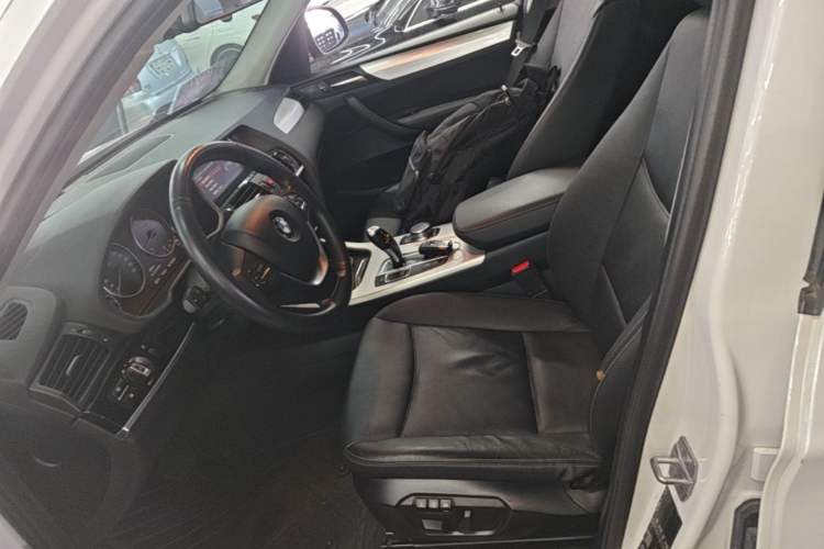 Used BMW X3 2014 xDrive28i Leading Model Left Front Seat