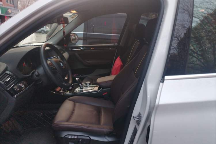 Used BMW X3 2014 xDrive28i X Design Package Left Front Seat