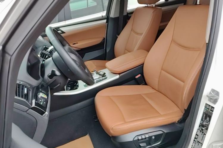 Used BMW X3 2014 xDrive28i Leading Model Left Front Seat