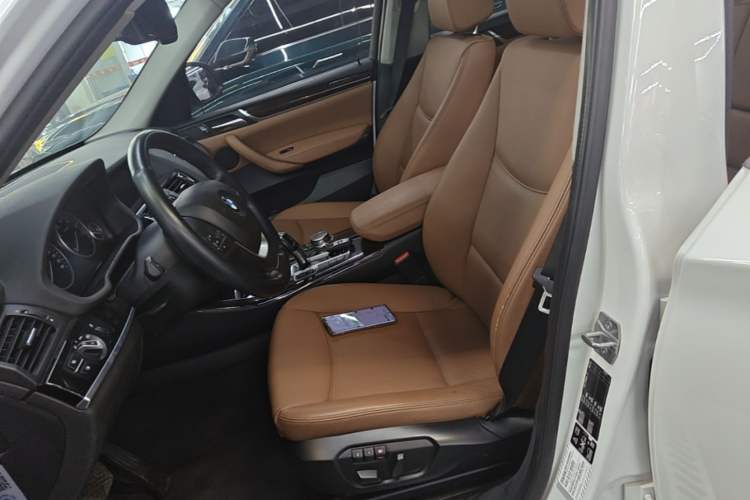 Used BMW X3 2014 xDrive20i X Design Package Left Front Seat