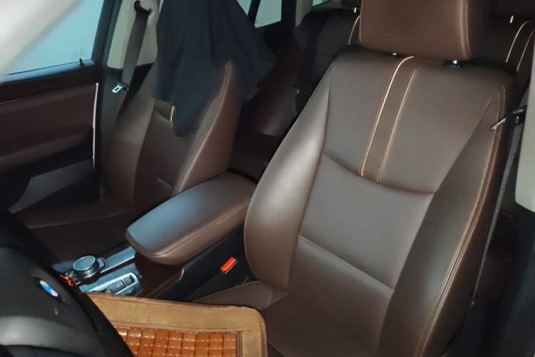 Used BMW X3 2014 xDrive20i X Design Package Left Front Seat