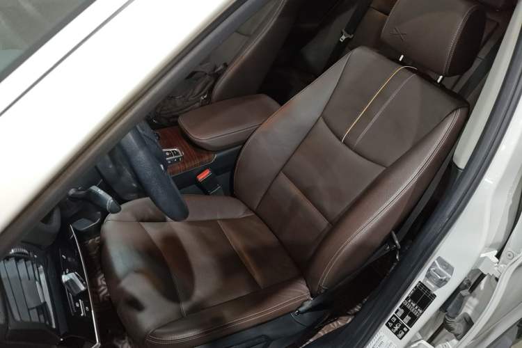 Used BMW X3 2014 xDrive20i X Design Package Left Front Seat
