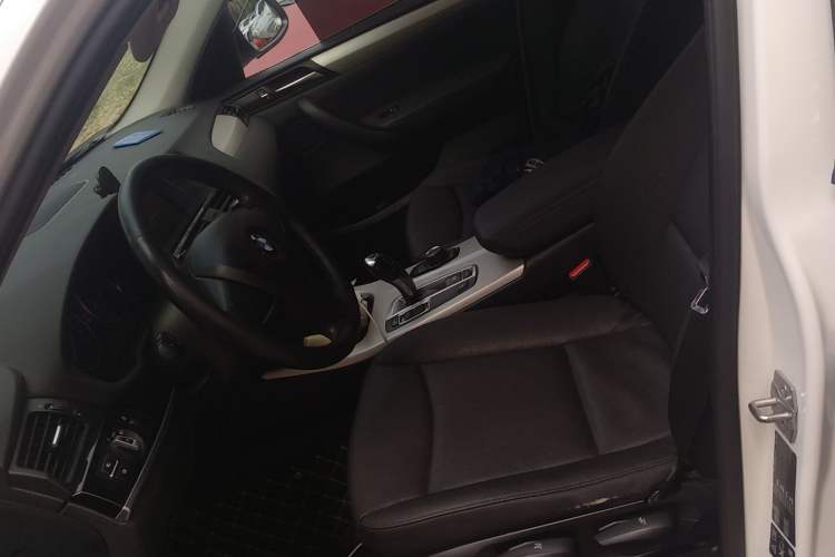 Used BMW X3 2014 xDrive20i Leading Model Left Front Seat
