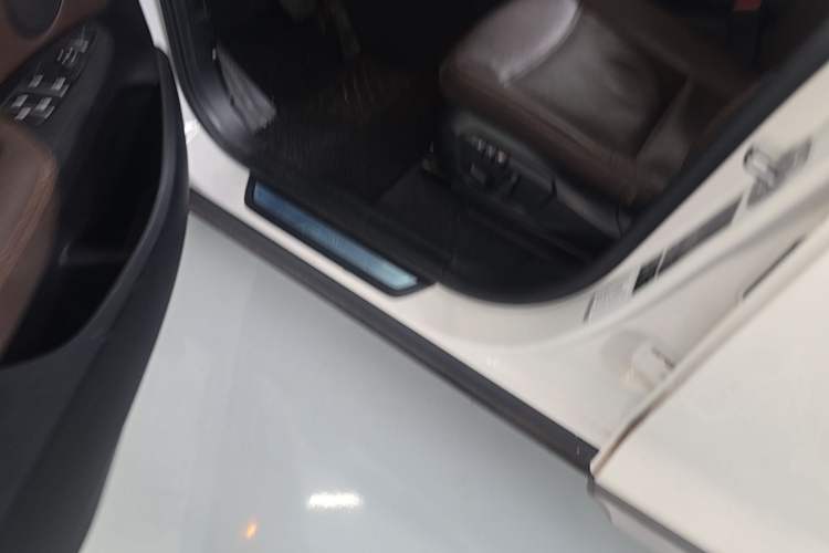 Used BMW X3 2014 xDrive20i X Design Package Left Side Sill