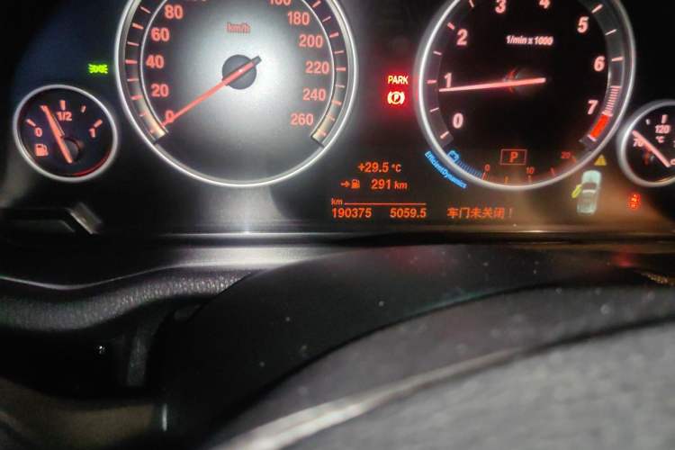 Used BMW X3 2014 xDrive20i X Design Package Odometer Close Up