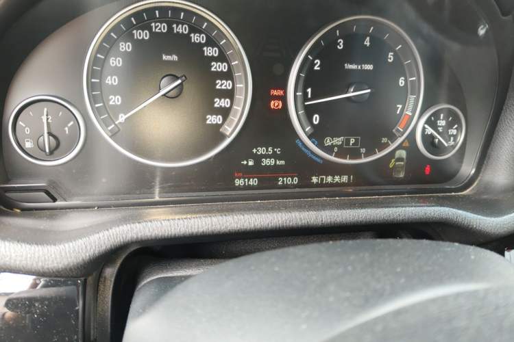 Used BMW X3 2014 xDrive20i X Design Package Odometer Close Up