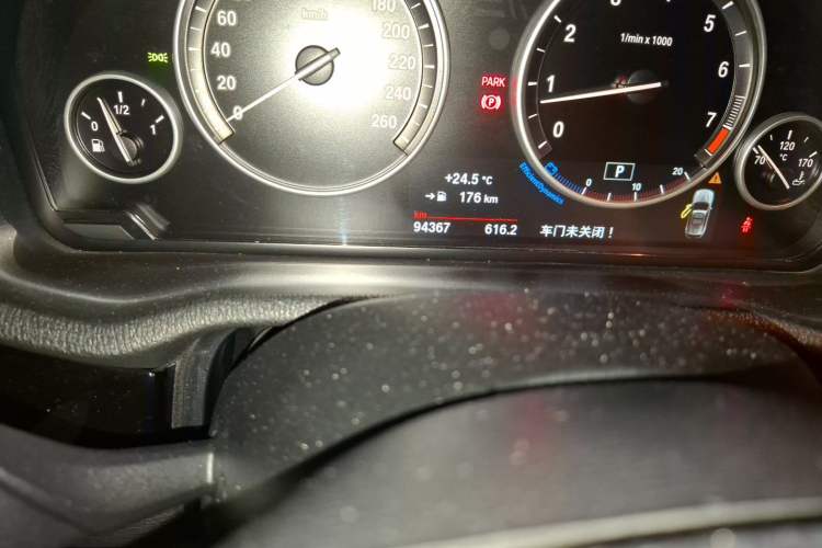 Used BMW X3 2014 xDrive20i X Design Package Odometer Close Up