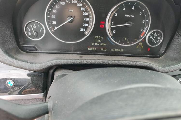 Used BMW X3 2014 xDrive28i X Design Package Odometer Close Up