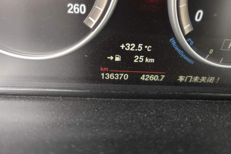 Used BMW X3 2014 xDrive20i Leading Model Odometer Close Up