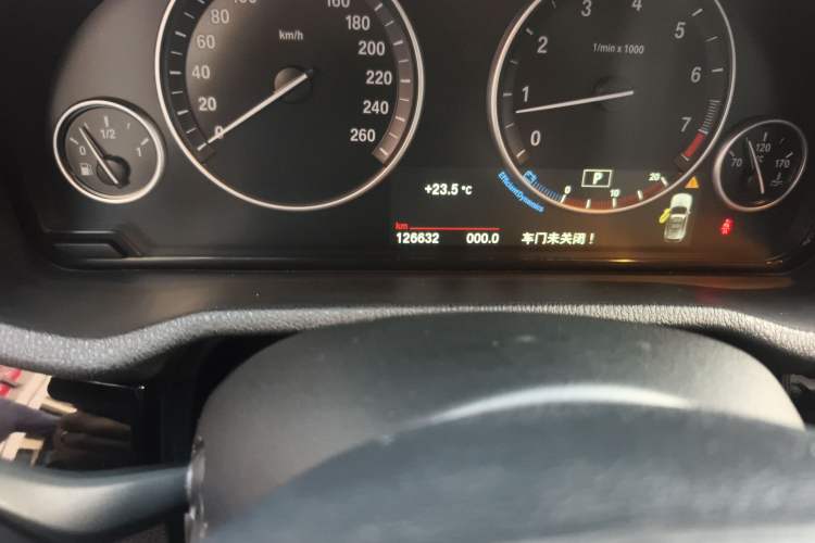 Used BMW X3 2014 xDrive20i X Design Package Odometer Close Up