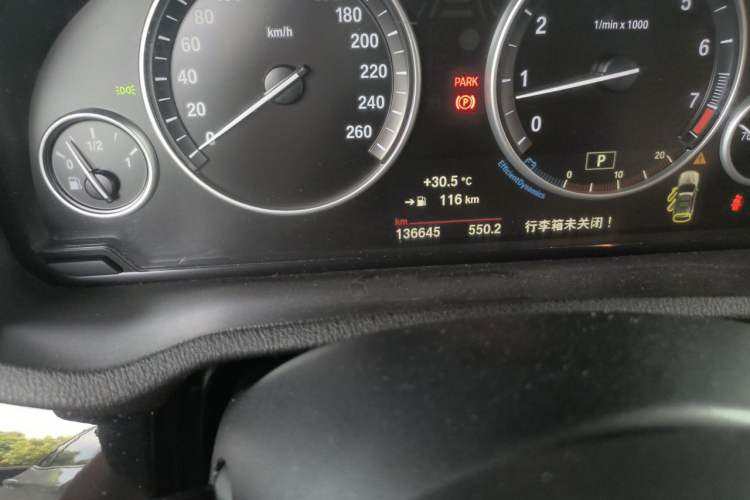 Used BMW X3 2014 xDrive28i Leading Model Odometer Close Up