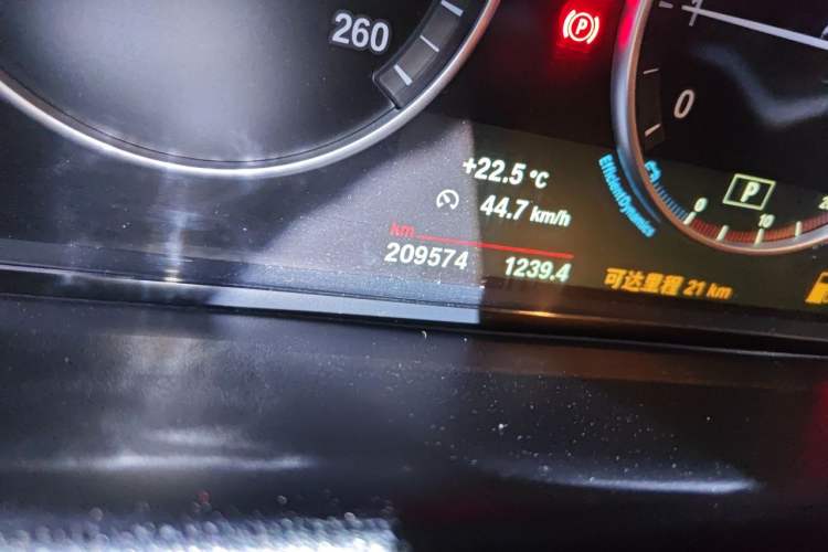 Used BMW X3 2014 xDrive28i Leading Model Odometer Close Up