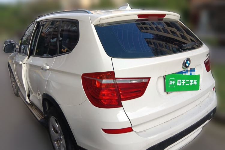 Used BMW X3 2014 xDrive20i Leading Model Rear Left 45 Deg