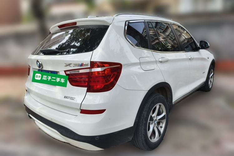Used BMW X3 2014 xDrive20i Leading Model Rear Right 45 Deg