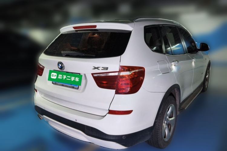 Used BMW X3 2014 xDrive20i Leading Model Rear Right 45 Deg