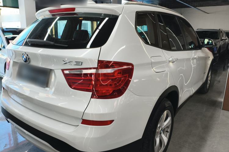 Used BMW X3 2014 xDrive20i Leading Model Rear Right 45 Deg