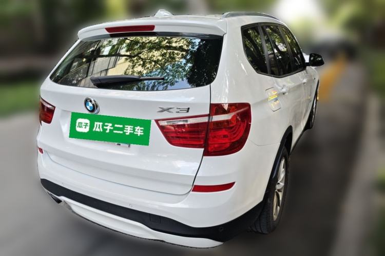 Used BMW X3 2014 xDrive28i Leading Model Rear Right 45 Deg