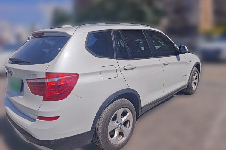 Used BMW X3 2014 xDrive20i Leading Model Rear Right 45 Deg