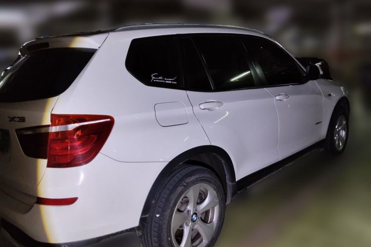 Used BMW X3 2014 xDrive20i Leading Model Rear Right 45 Deg