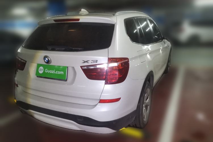 Used BMW X3 2014 xDrive20i Leading Model Rear Right 45 Deg