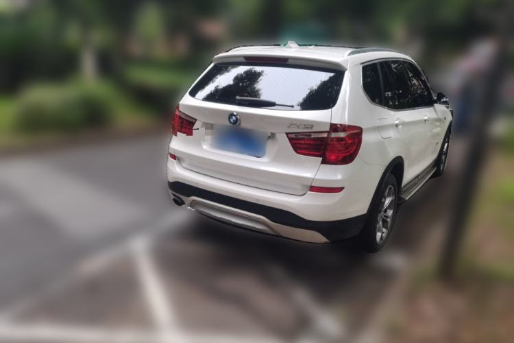 Used BMW X3 2014 xDrive20i Leading Model Rear Right 45 Deg