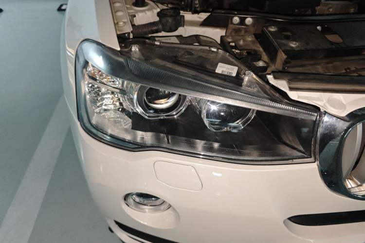 Used BMW X3 2014 xDrive20i X Design Package Right Front Headlight