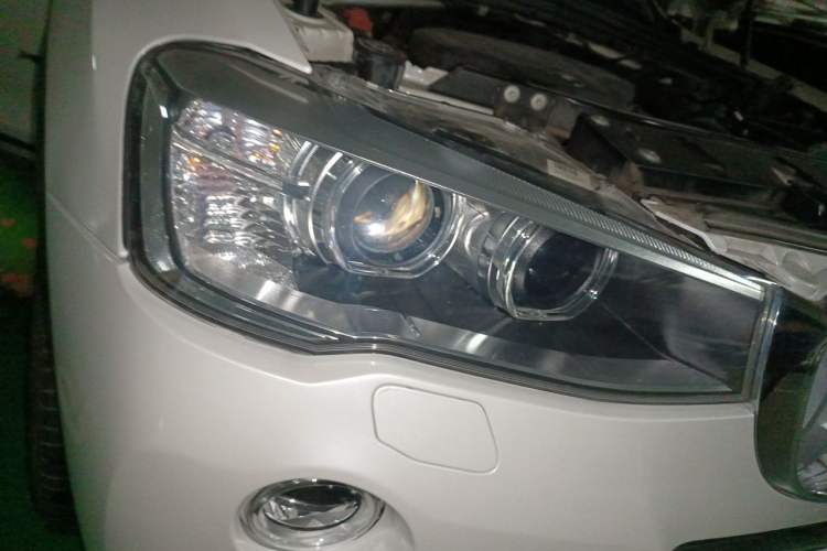 Used BMW X3 2014 xDrive28i X Design Package Right Front Headlight