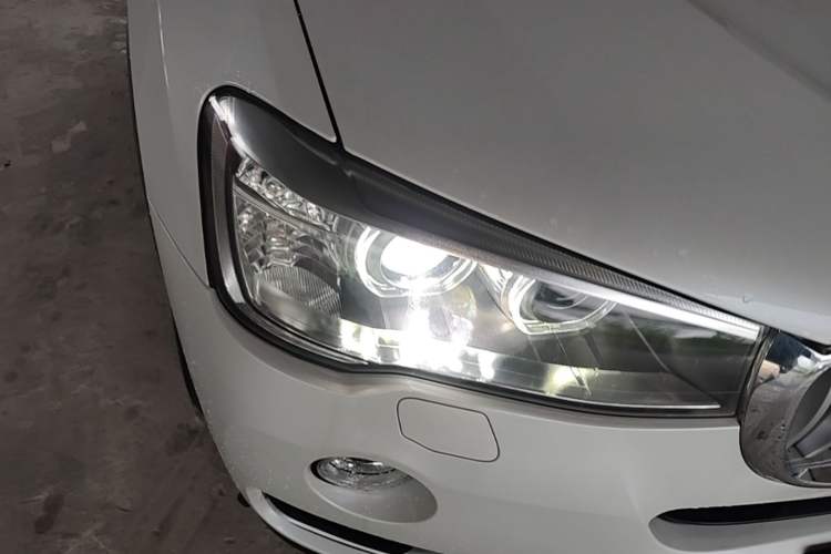 Used BMW X3 2014 xDrive20i X Design Package Right Front Headlight