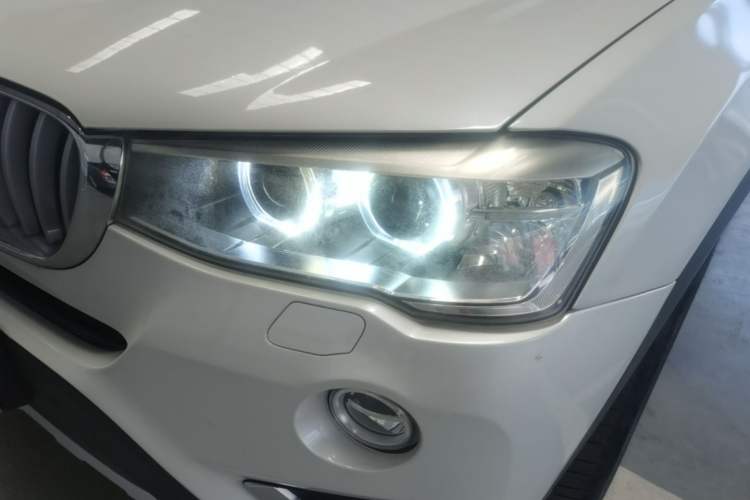Used BMW X3 2014 xDrive20i X Design Package Right Front Headlight