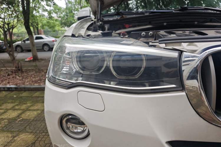 Used BMW X3 2014 xDrive20i X Design Package Right Front Headlight