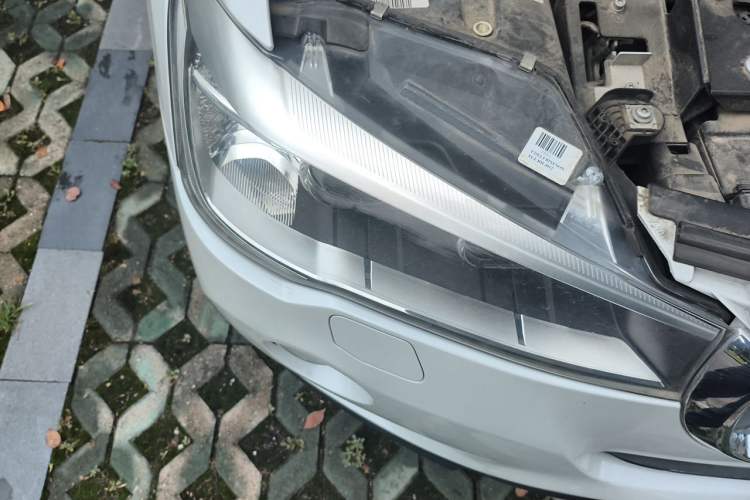 Used BMW X3 2014 xDrive20i X Design Package Right Front Headlight