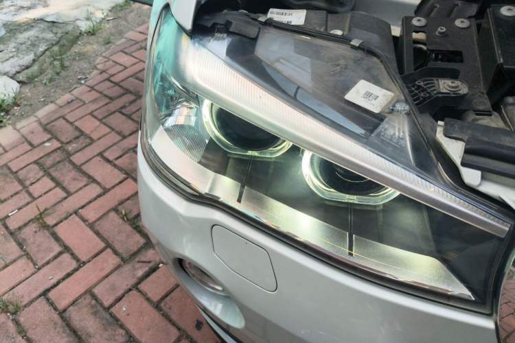 Used BMW X3 2014 xDrive20i X Design Package Right Front Headlight
