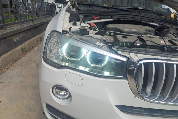 Used BMW X3 2014 xDrive20i X Design Package Right Front Headlight