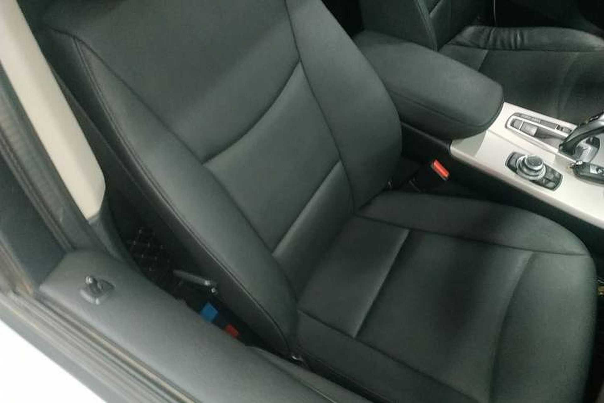 Used BMW X3 2014 xDrive20i Leading Model Right Front Seat