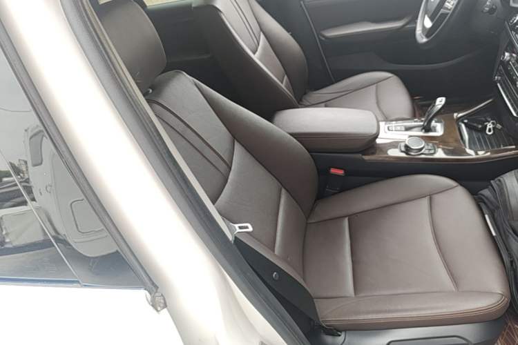 Used BMW X3 2014 xDrive20i X Design Package Right Front Seat
