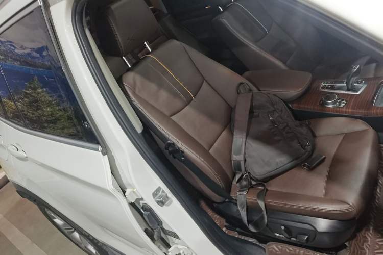 Used BMW X3 2014 xDrive20i X Design Package Right Front Seat
