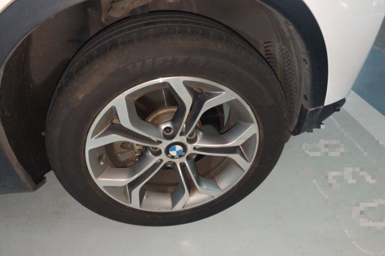 Used BMW X3 2014 xDrive20i X Design Package Right Front Wheel Hub