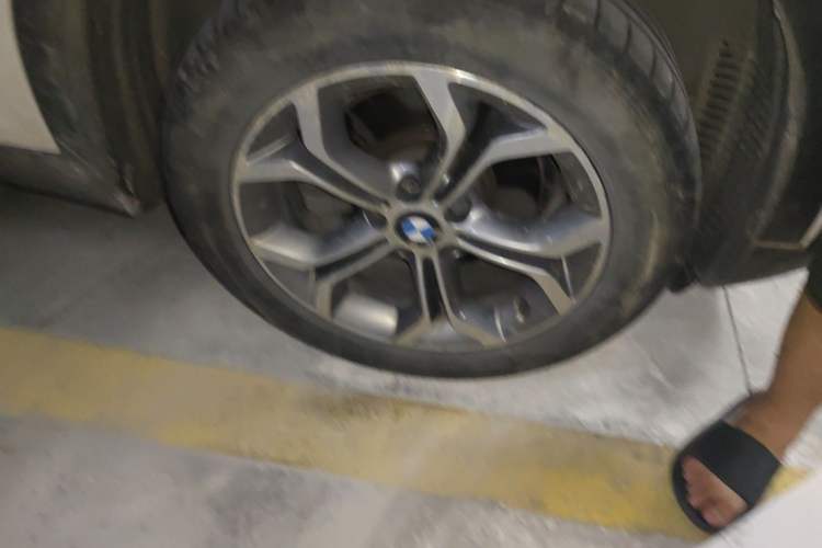 Used BMW X3 2014 xDrive20i X Design Package Right Front Wheel Hub