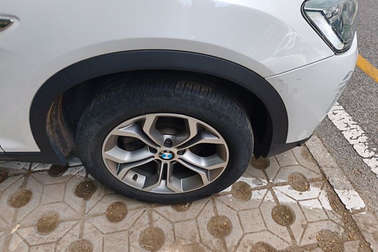 Used BMW X3 2014 xDrive20i X Design Package Right Front Wheel Hub
