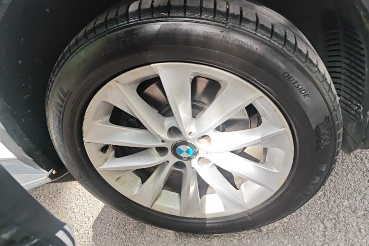 Used BMW X3 2014 xDrive20i X Design Package Right Front Wheel Hub