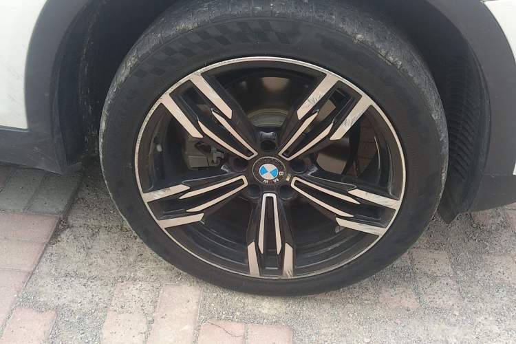 Used BMW X3 2014 xDrive20i Leading Model Right Front Wheel Hub