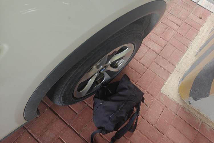 Used BMW X3 2014 xDrive20i Leading Model Right Front Wheel Hub
